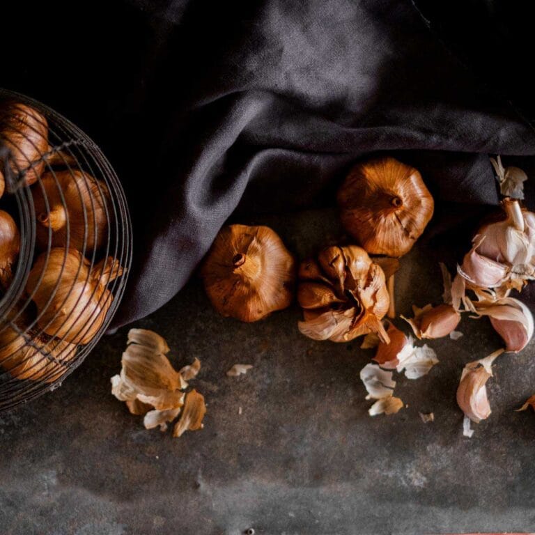 smoked garlic bulbs